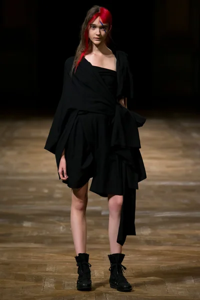 Look 2